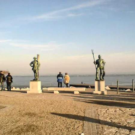 Horvathhouse Location And Beachfront Apartment Balatonfured